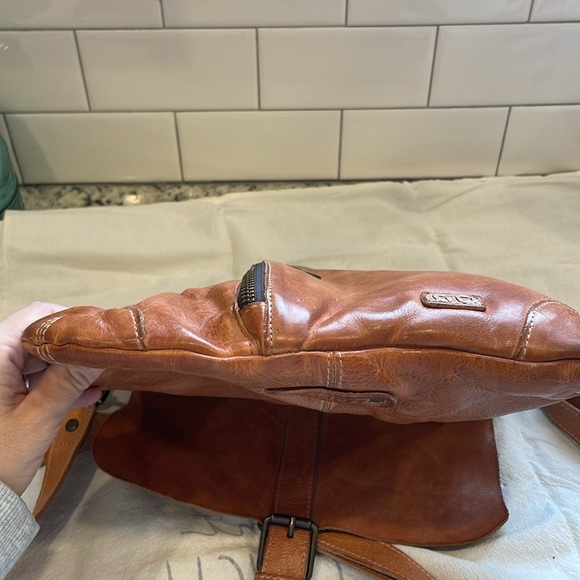 Bed Stu JACK crossbody.See ALL  photos. Excellent exterior condition - Picture 7 of 12